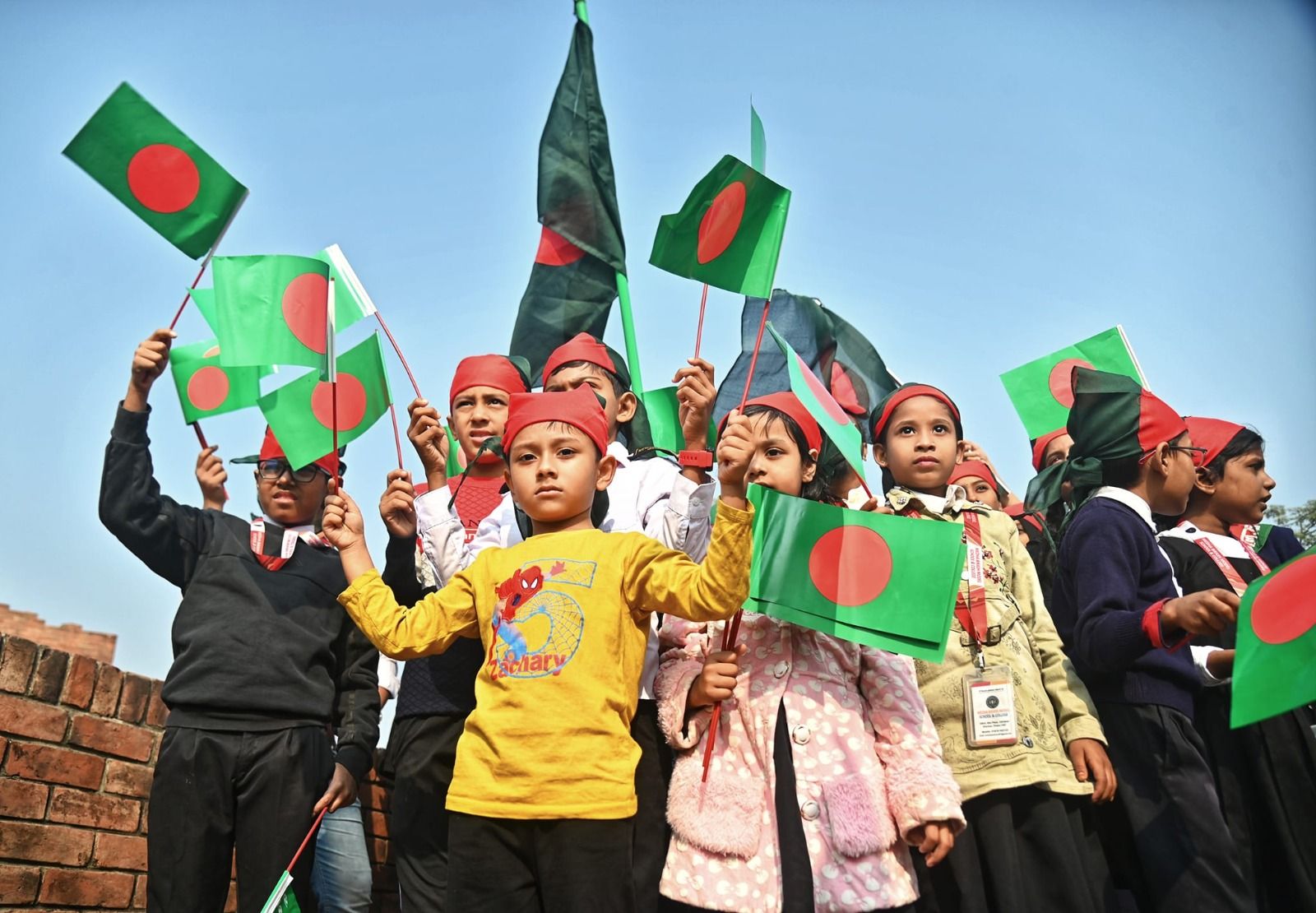 শ্রেষ্ঠ সন্তানদের জন্য শ্রদ্ধা